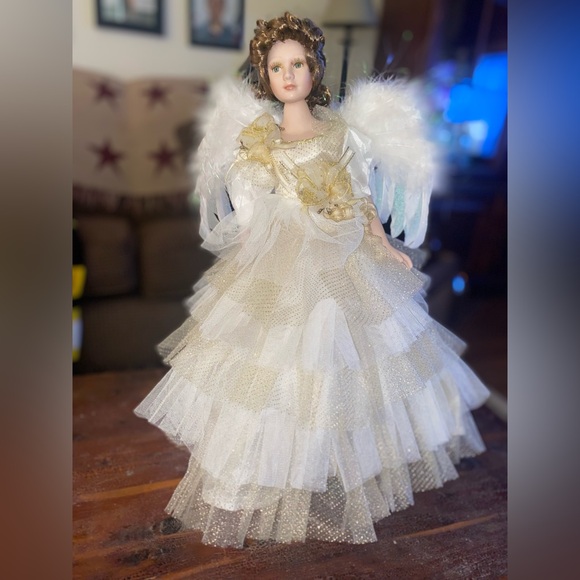 17” Porcelain Angel Doll No Markings Gold/white Dress W/Stand. Like NEW - Picture 2 of 6